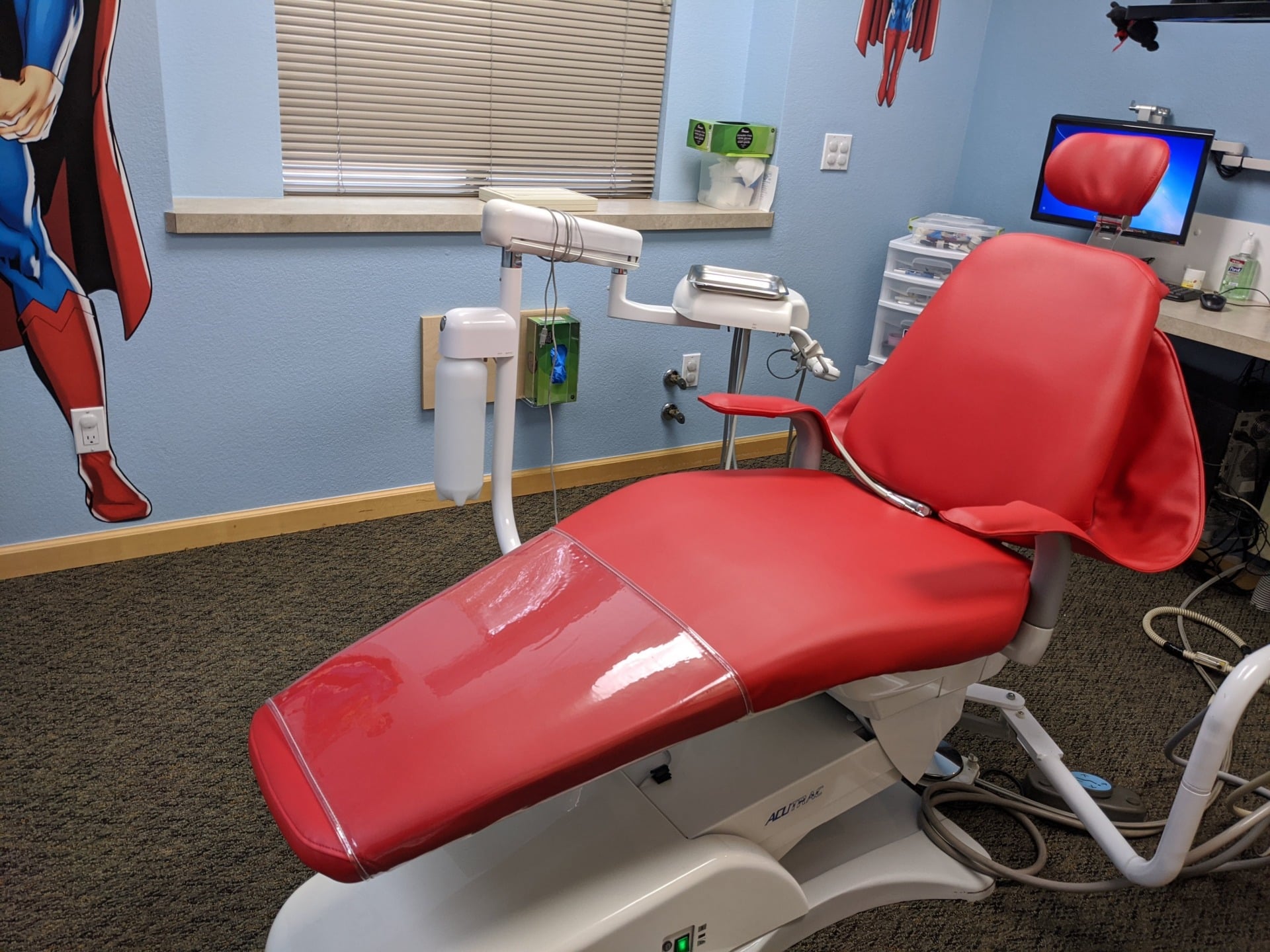 Adec Dentist Chair Olympus American Beauty Red Recover